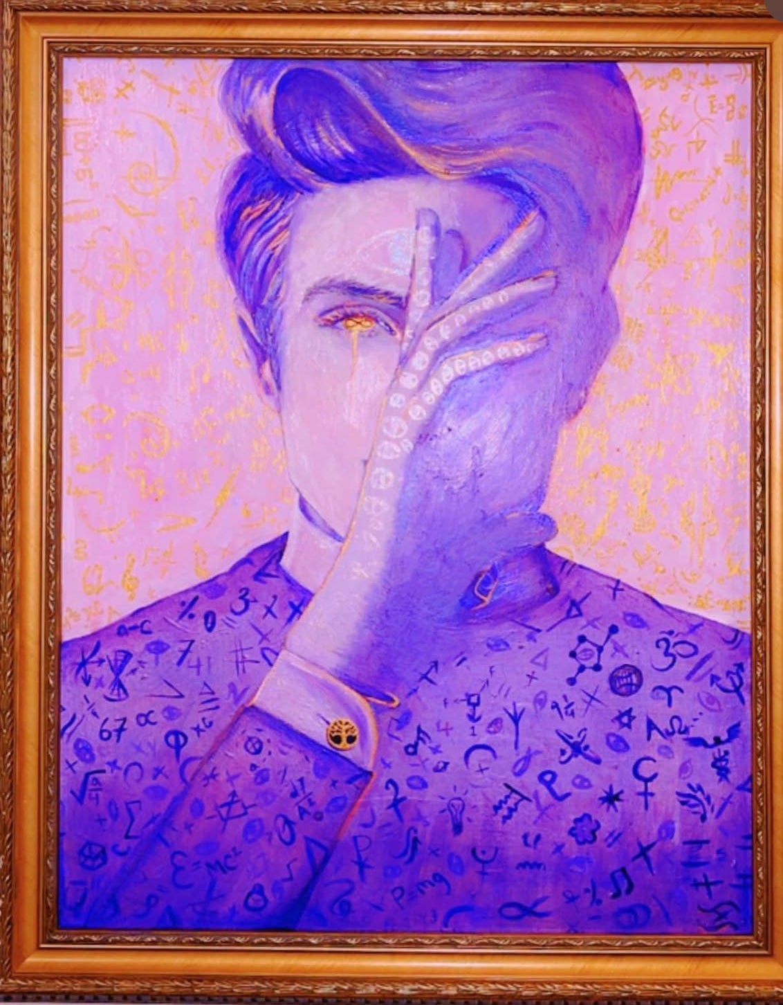 “Iridescent Eyes”